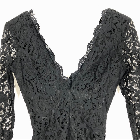 TOBI Lace Long Sleeve Mini Dress Deep V Sz Small - Picture 2 of 6